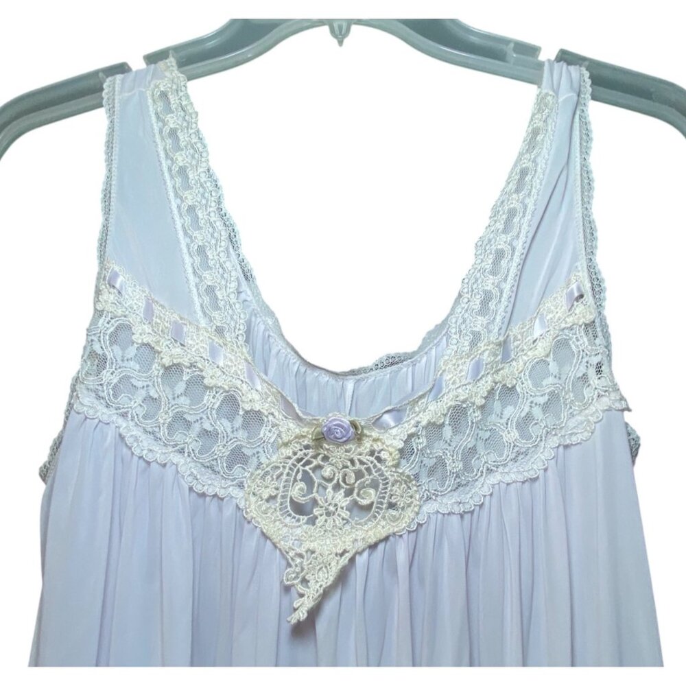 Vintage Lavender Sleeveless Nightgown Lace Accent Floral Detail Coquette Fairy‎